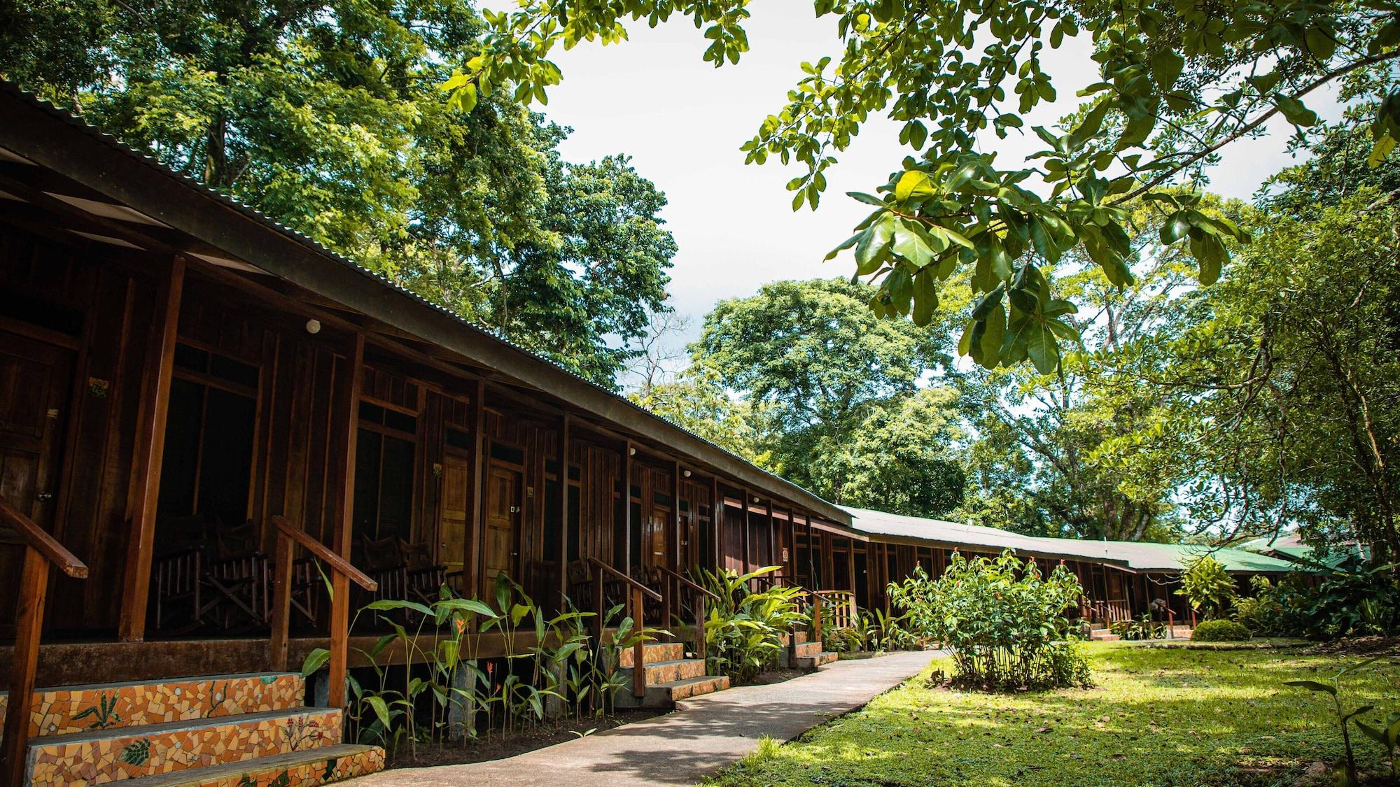 拉古那山林小屋 托尔图格罗 外观 照片